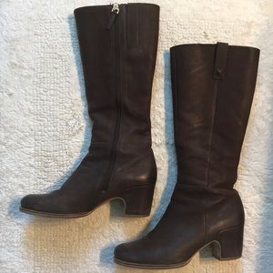 Ecco Brown Nubuck Boot